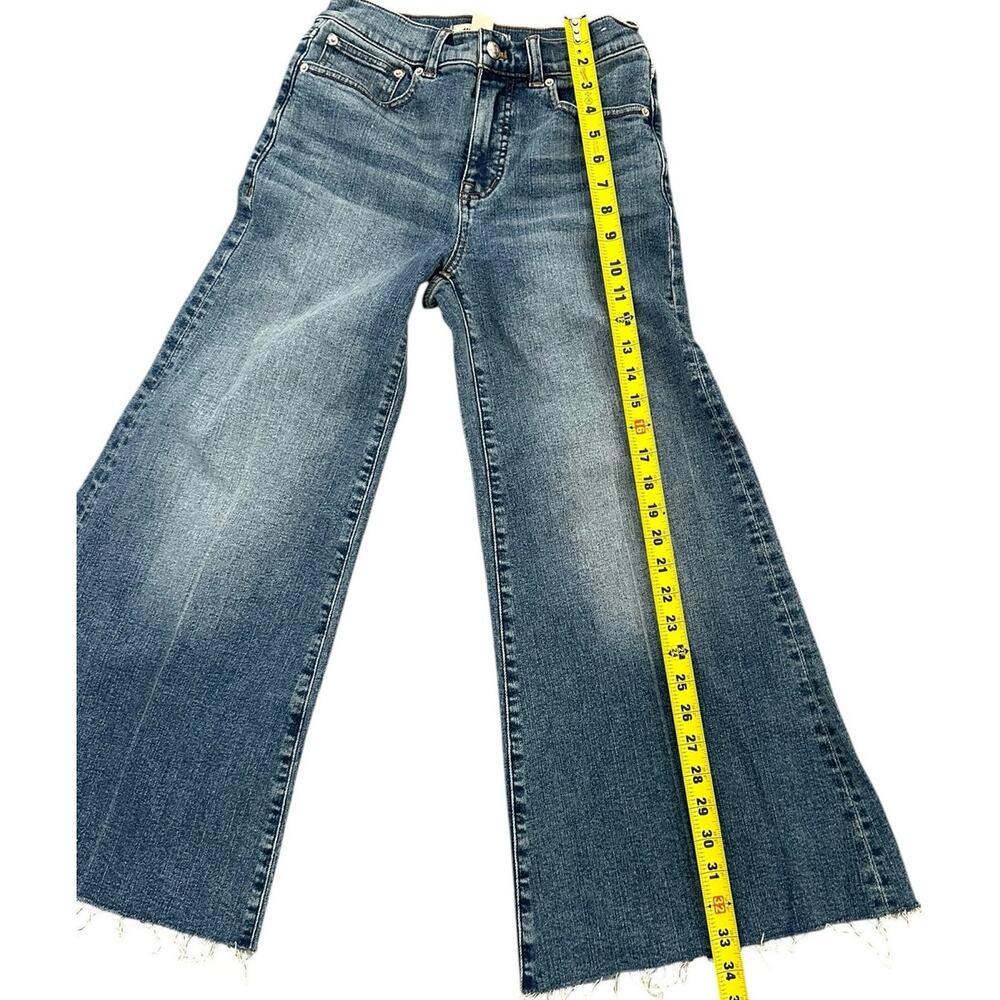 Madewell Petite Flared Wide-Leg Crop Jeans $148
Oneida Wash Super Stretch - Picture 6 of 12